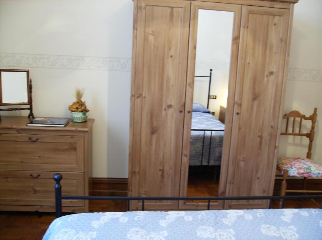 B&B Santa Chiara スルモナ 部屋 写真
