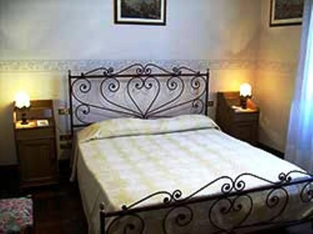 B&B Santa Chiara スルモナ エクステリア 写真